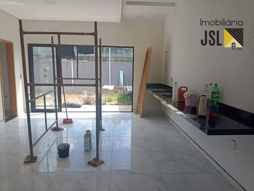 Foto 4 de Casa de Condomínio com 3 quartos à venda, 300m2 em Cacapava - SP