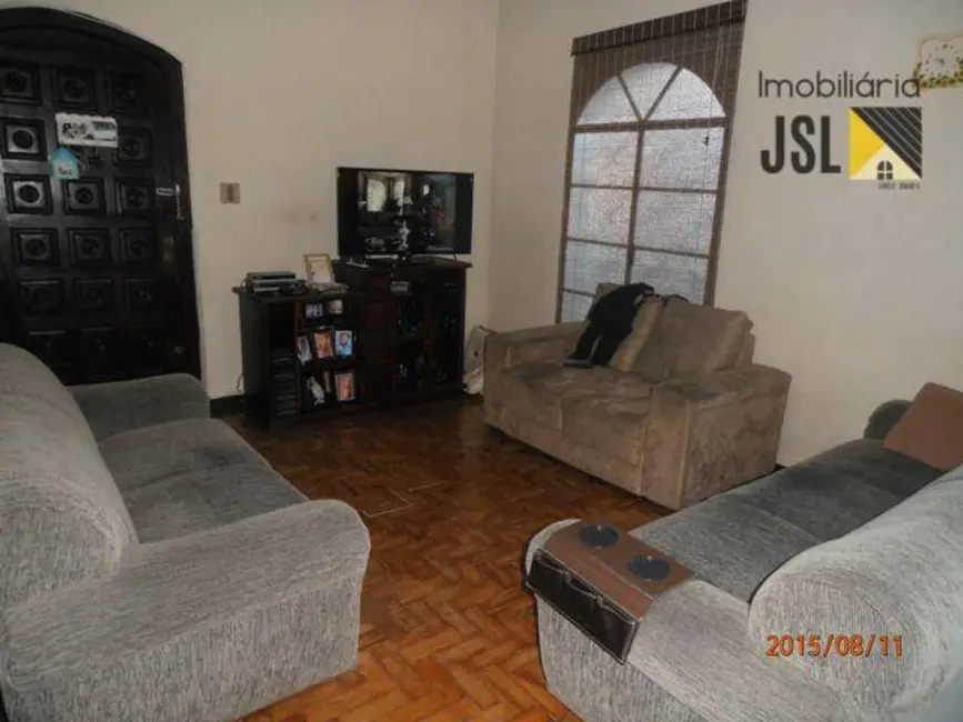 Foto 2 de Sobrado com 4 quartos à venda, 222m2 em Jardim Julieta, Cacapava - SP