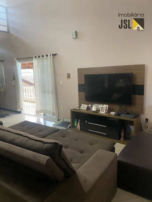 Foto 5 de Sobrado com 3 quartos à venda, 385m2 em Borda da Mata, Cacapava - SP