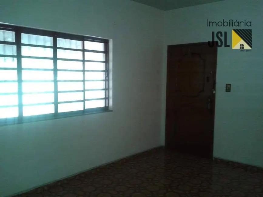 Foto 1 de Casa com 3 quartos à venda, 150m2 em Vila Resende, Cacapava - SP