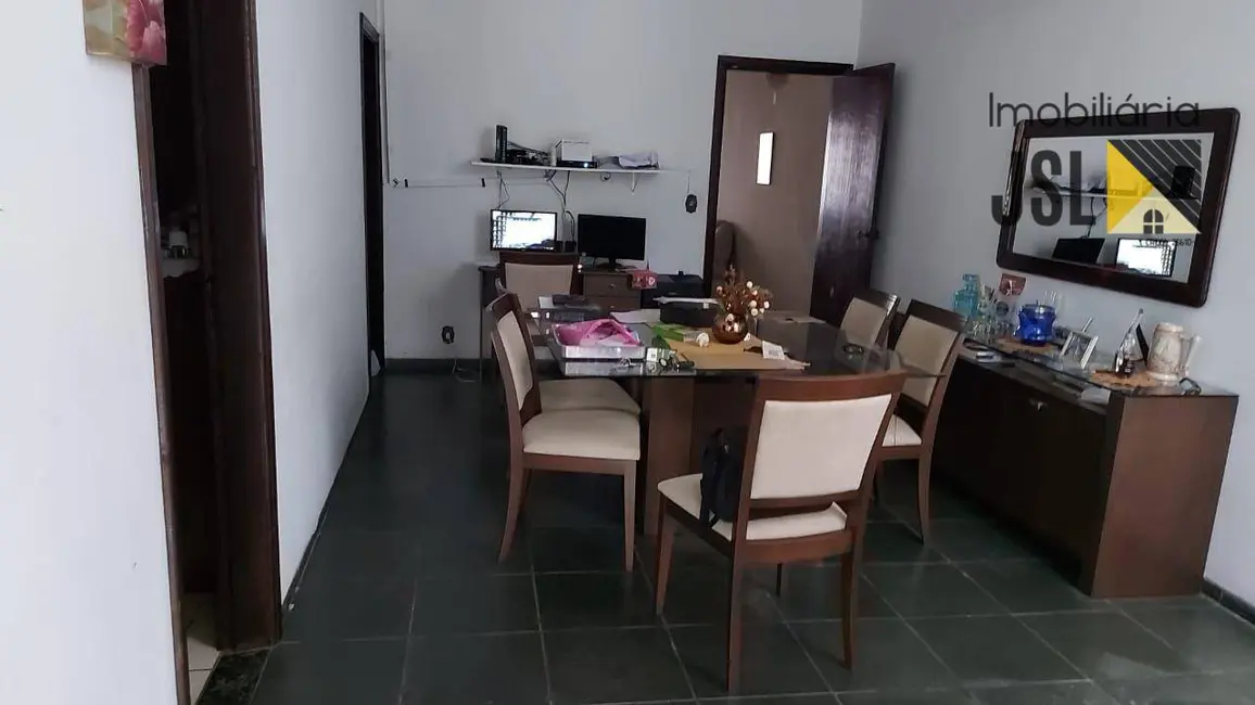 Foto 4 de Sobrado com 5 quartos à venda, 390m2 em Centro, Cacapava - SP