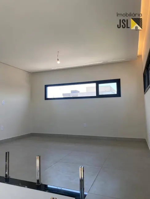 Sobrado com 3 quartos à venda, 360m2 em Cacapava - SP - imagem 5 Foto 5 de Sobrado com 3 quartos à venda, 360m2 em Cacapava - SP