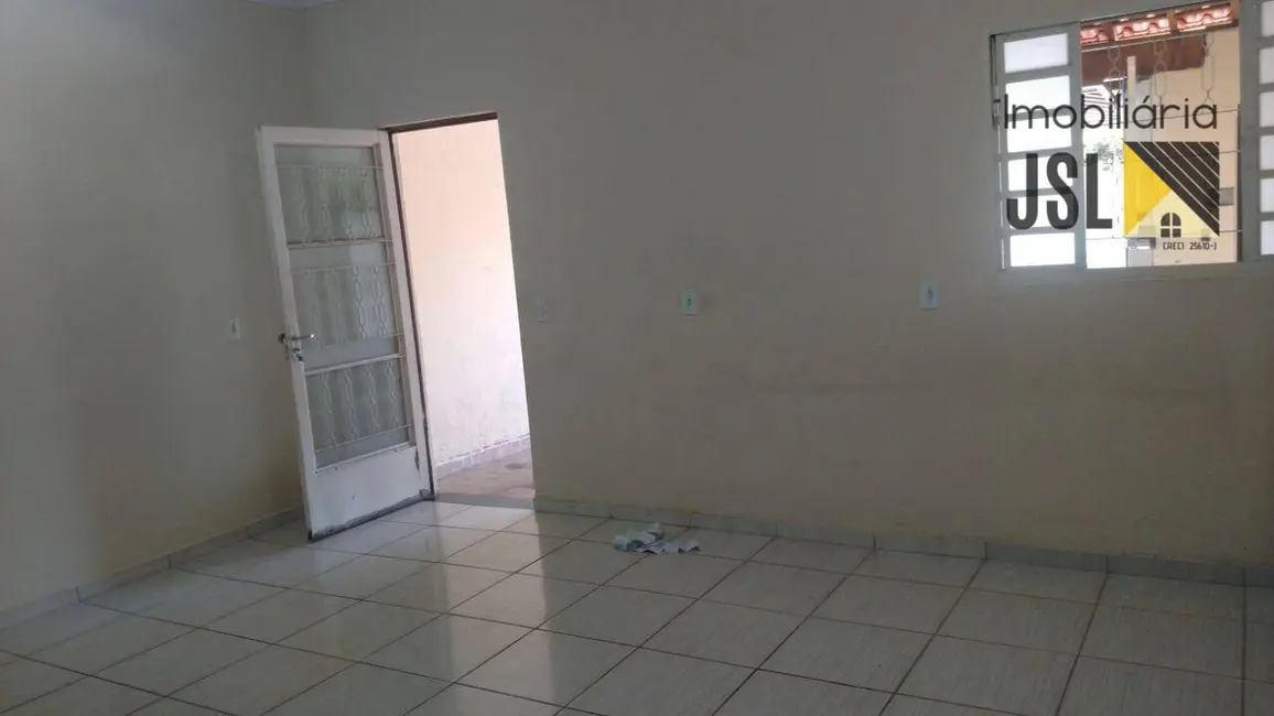 Foto 3 de Casa com 2 quartos à venda, 125m2 em Parque Residencial Alvorada, Cacapava - SP