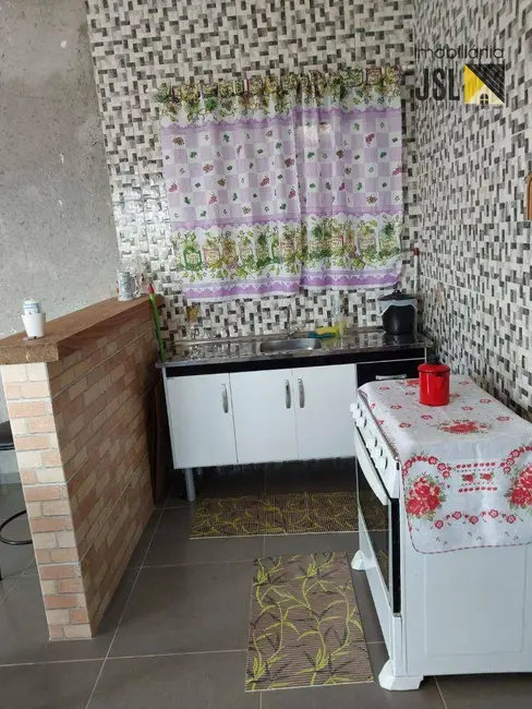 Chácara com 1 quarto à venda, 1000m2 em Guamirim, Cacapava - SP - imagem 4 Foto 4 de Chácara com 1 quarto à venda, 1000m2 em Guamirim, Cacapava - SP