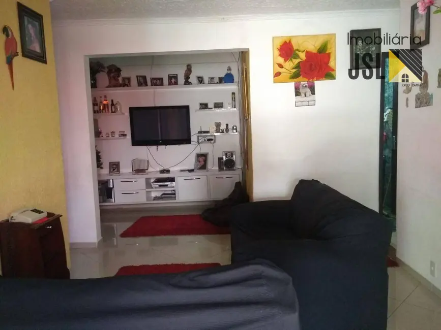 Foto 3 de Sobrado com 2 quartos à venda, 175m2 em Parque Residencial Maria Elmira, Cacapava - SP