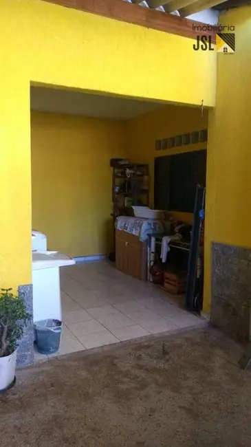 Foto 7 de Casa com 3 quartos à venda, 225m2 em Vila Menino Jesus, Cacapava - SP