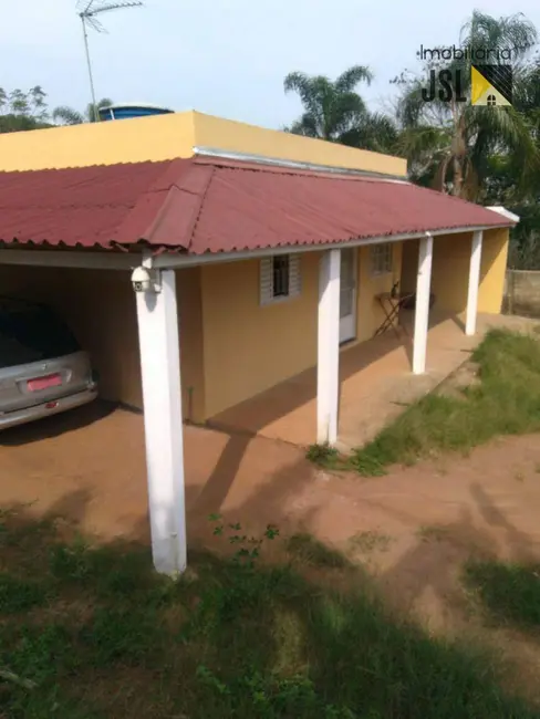 Foto 1 de Chácara com 3 quartos à venda, 580m2 em Sítio Adriana, Cacapava - SP