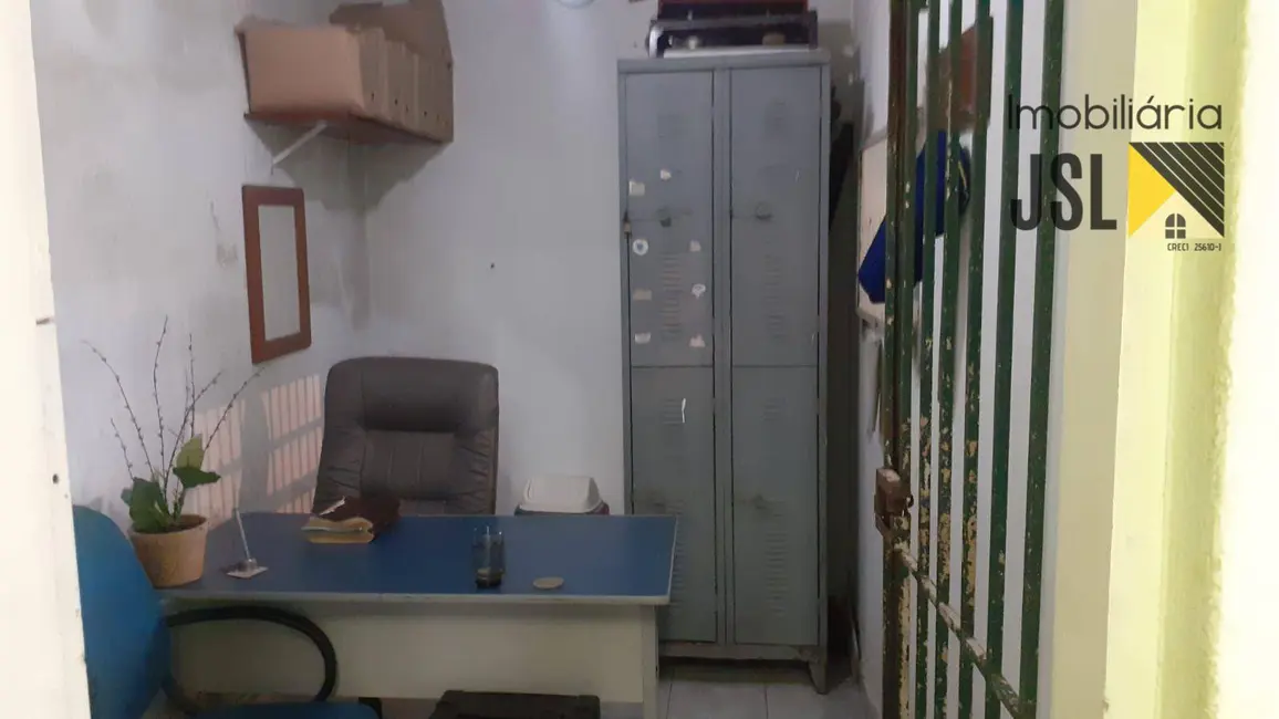 Sala Comercial à venda, 125m2 em Vila Santa Izabel, Cacapava - SP - imagem 4 Foto 4 de Sala Comercial à venda, 125m2 em Vila Santa Izabel, Cacapava - SP