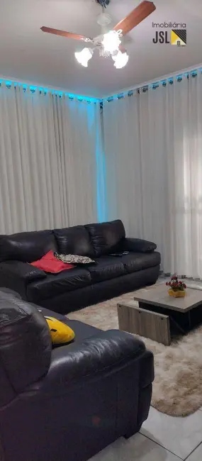 Foto 3 de Sobrado com 3 quartos à venda, 624m2 em Jardim Maria Cândida, Cacapava - SP