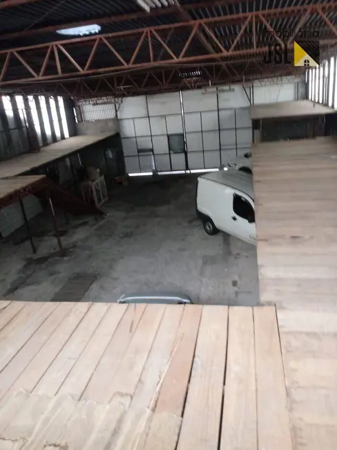 Armazém / Galpão à venda, 300m2 em Jardim Maria Cândida, Cacapava - SP - imagem 3 Foto 3 de Armazém / Galpão à venda, 300m2 em Jardim Maria Cândida, Cacapava - SP