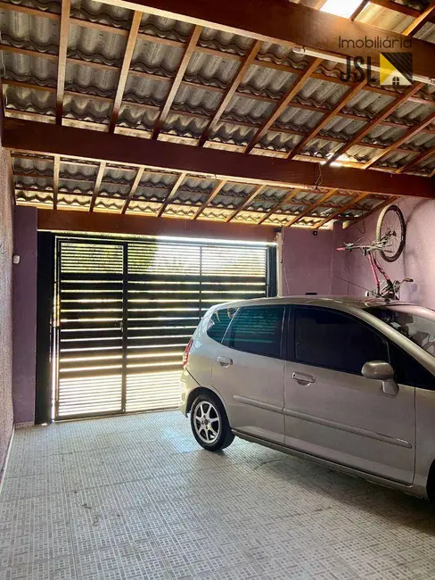 Foto 2 de Casa com 2 quartos à venda, 125m2 em Village das Flores, Cacapava - SP
