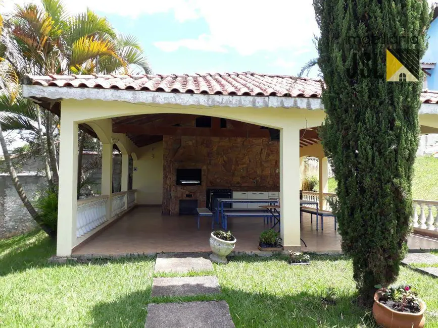 Chácara com 5 quartos à venda, 3010m2 em Tataúba, Cacapava - SP - imagem 9 Foto 9 de Chácara com 5 quartos à venda, 3010m2 em Tataúba, Cacapava - SP