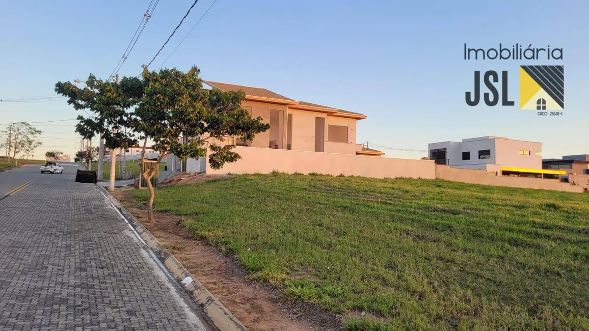 Foto 1 de Terreno / Lote à venda, 540m2 em Piedade, Cacapava - SP