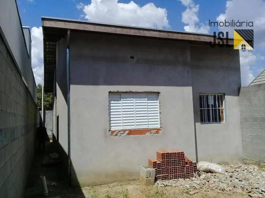 Foto 1 de Casa com 2 quartos à venda, 175m2 em Cacapava - SP