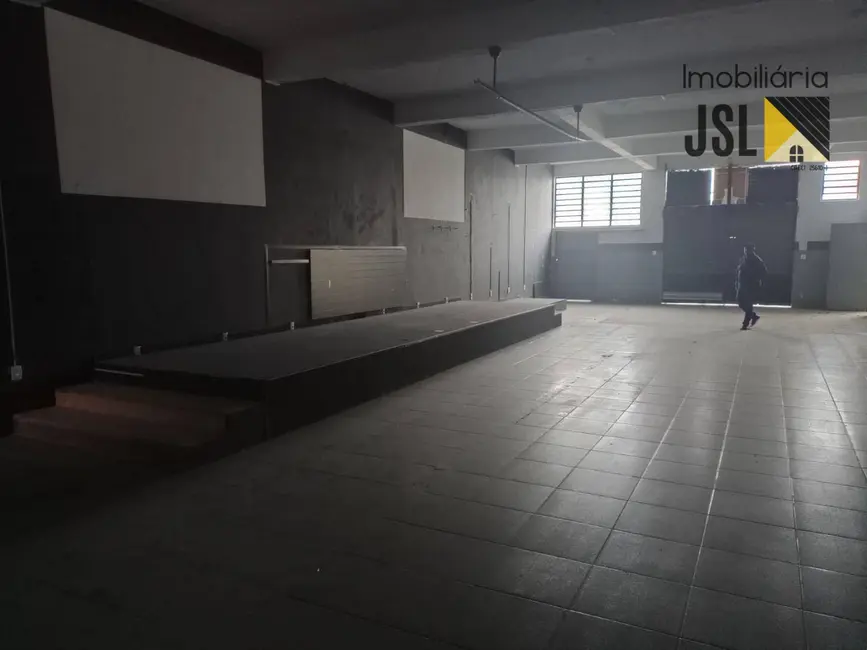 Foto 3 de Armazém / Galpão para alugar, 700m2 em Vila São João, Cacapava - SP