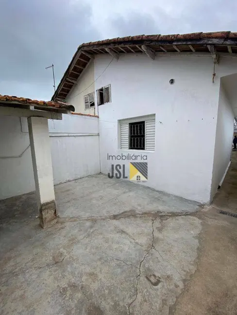 Foto 8 de Casa com 2 quartos para alugar, 150m2 em Vila Antônio Augusto Luiz, Cacapava - SP