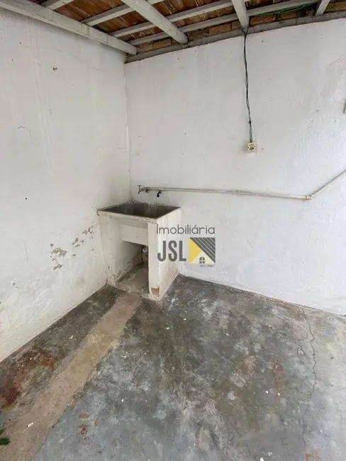 Foto 9 de Casa com 2 quartos para alugar, 150m2 em Vila Antônio Augusto Luiz, Cacapava - SP