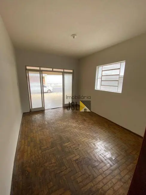 Foto 3 de Casa com 2 quartos para alugar, 150m2 em Vila Antônio Augusto Luiz, Cacapava - SP