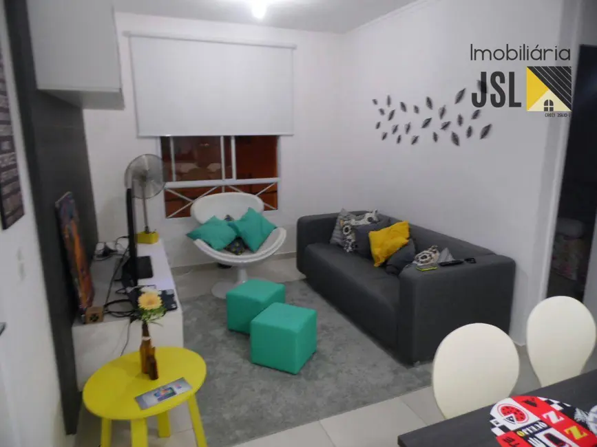 Foto 3 de Apartamento com 2 quartos à venda, 44m2 em Jardim Jaraguá, Taubate - SP