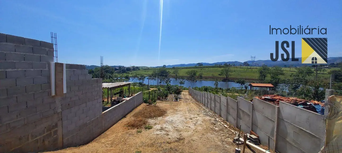 Chácara com 2 quartos à venda, 493m2 em Cacapava - SP - imagem 4 Foto 4 de Chácara com 2 quartos à venda, 493m2 em Cacapava - SP