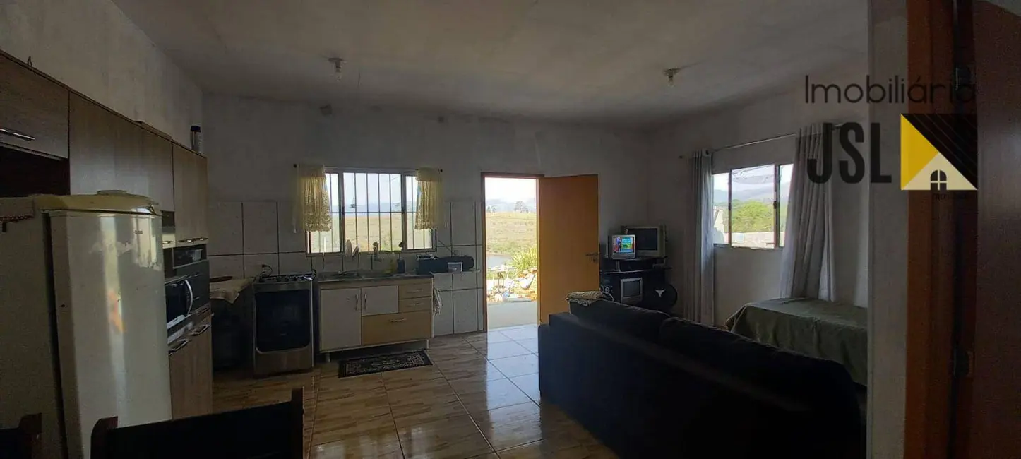 Chácara com 2 quartos à venda, 493m2 em Cacapava - SP - imagem 5 Foto 5 de Chácara com 2 quartos à venda, 493m2 em Cacapava - SP