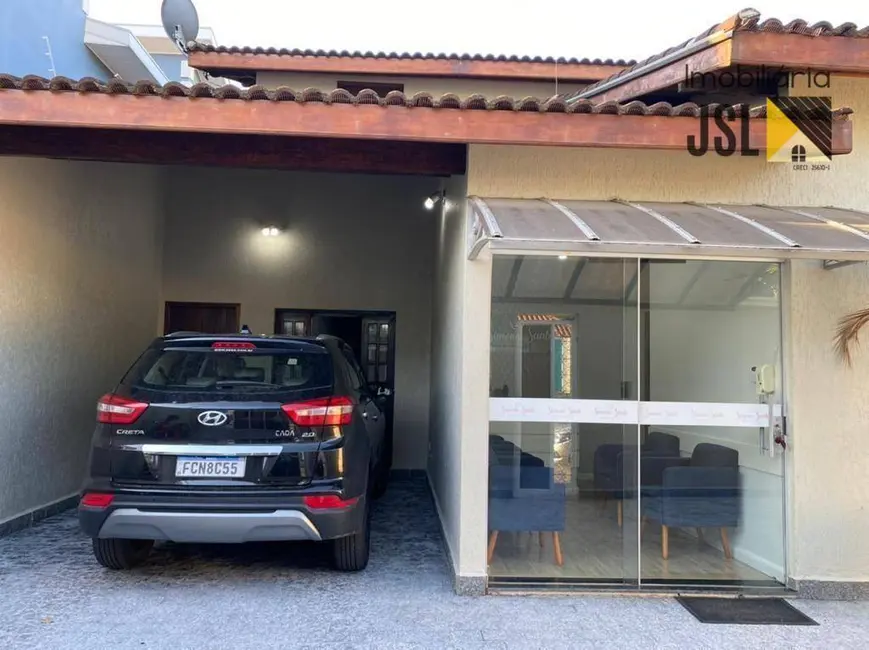 Foto 2 de Casa com 3 quartos à venda, 388m2 em Vila Resende, Cacapava - SP