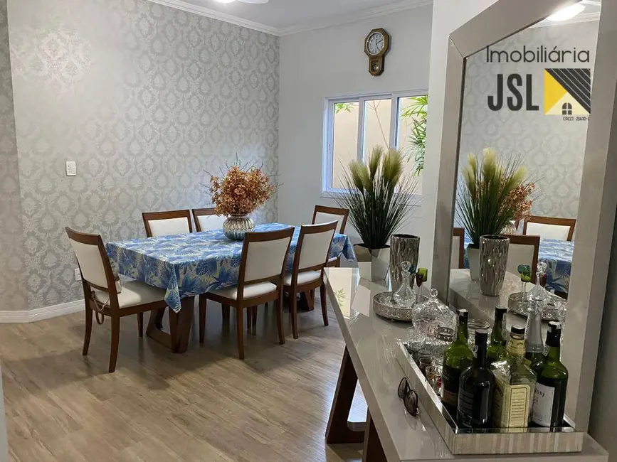 Foto 5 de Casa com 3 quartos à venda, 388m2 em Vila Resende, Cacapava - SP