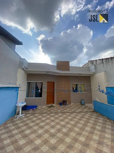 Foto 1 de Casa com 3 quartos à venda, 175m2 em Parque Residencial Santo André, Cacapava - SP