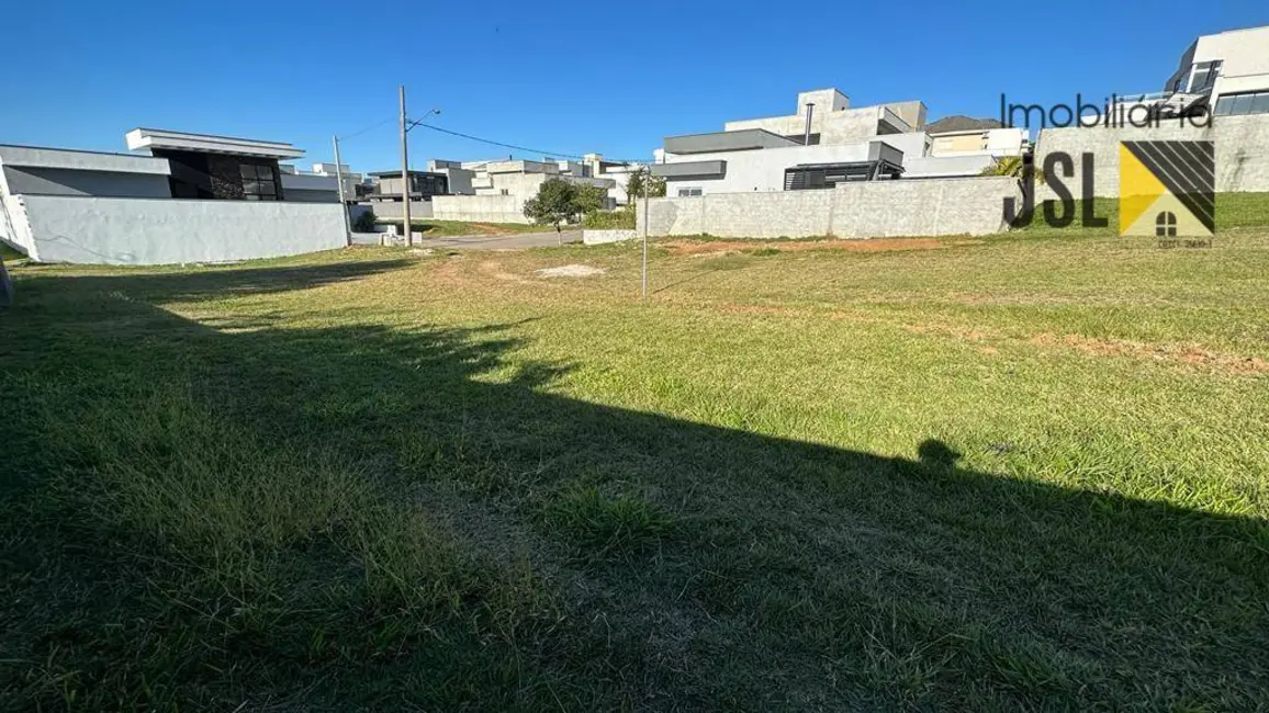 Foto 1 de Terreno / Lote à venda, 539m2 em Cacapava - SP