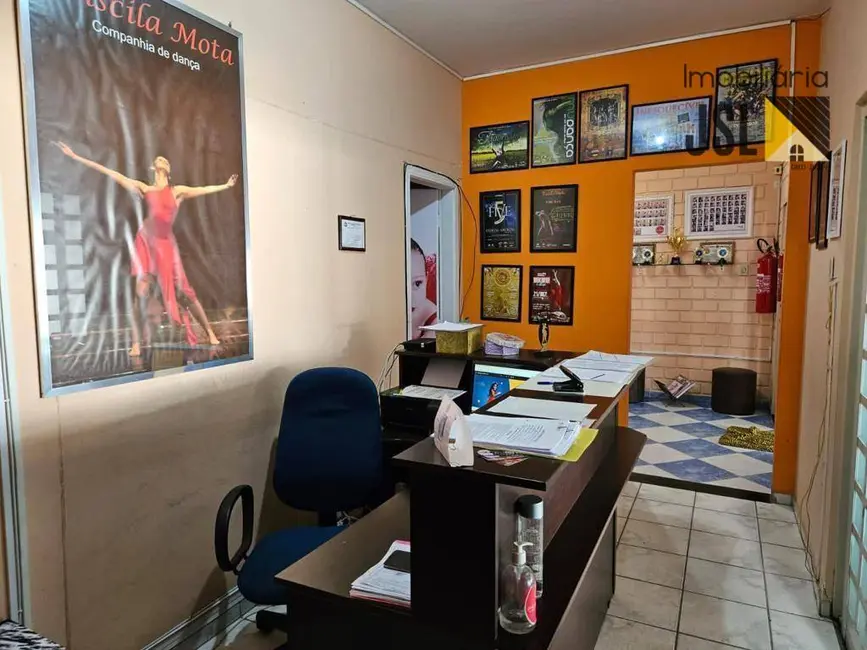 Loja à venda, 1150m2 em Vila São João, Cacapava - SP - imagem 7 Foto 7 de Loja à venda, 1150m2 em Vila São João, Cacapava - SP