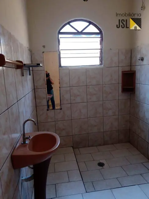 Foto 9 de Casa com 2 quartos à venda, 150m2 em Vila Santa Izabel, Cacapava - SP