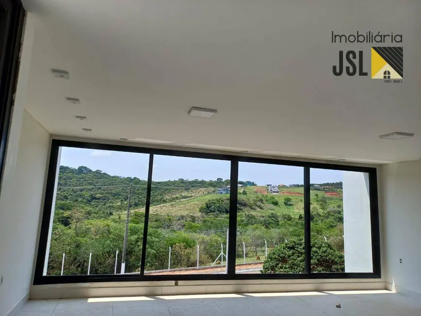 Casa de Condomínio com 3 quartos à venda, 1200m2 em Cacapava - SP - imagem 3 Foto 3 de Casa de Condomínio com 3 quartos à venda, 1200m2 em Cacapava - SP