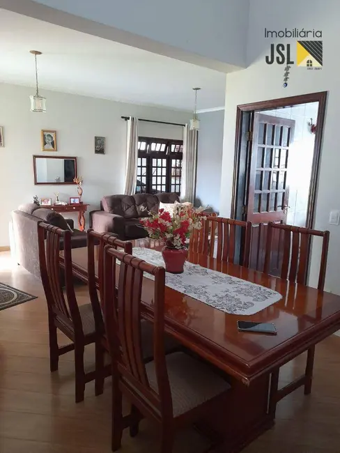 Foto 9 de Casa com 3 quartos à venda, 259m2 em Vila Antônio Augusto Luiz, Cacapava - SP