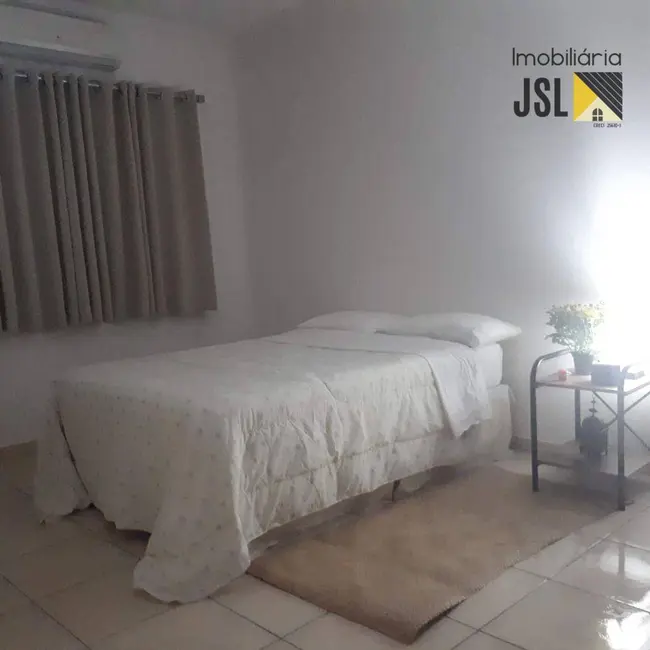 Casa com 2 quartos à venda, 175m2 em Parque Residencial Santo André, Cacapava - SP - imagem 4 Foto 4 de Casa com 2 quartos à venda, 175m2 em Parque Residencial Santo André, Cacapava - SP