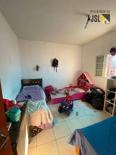 Casa com 2 quartos à venda, 139m2 em Parque Residencial Maria Elmira, Cacapava - SP - imagem 6 Foto 6 de Casa com 2 quartos à venda, 139m2 em Parque Residencial Maria Elmira, Cacapava - SP