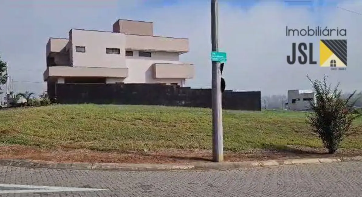 Foto 1 de Terreno / Lote à venda, 625m2 em Guamirim, Cacapava - SP