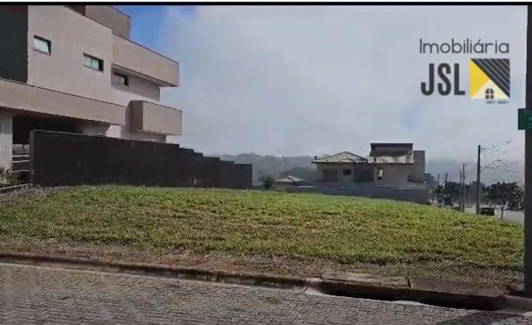 Foto 2 de Terreno / Lote à venda, 625m2 em Guamirim, Cacapava - SP