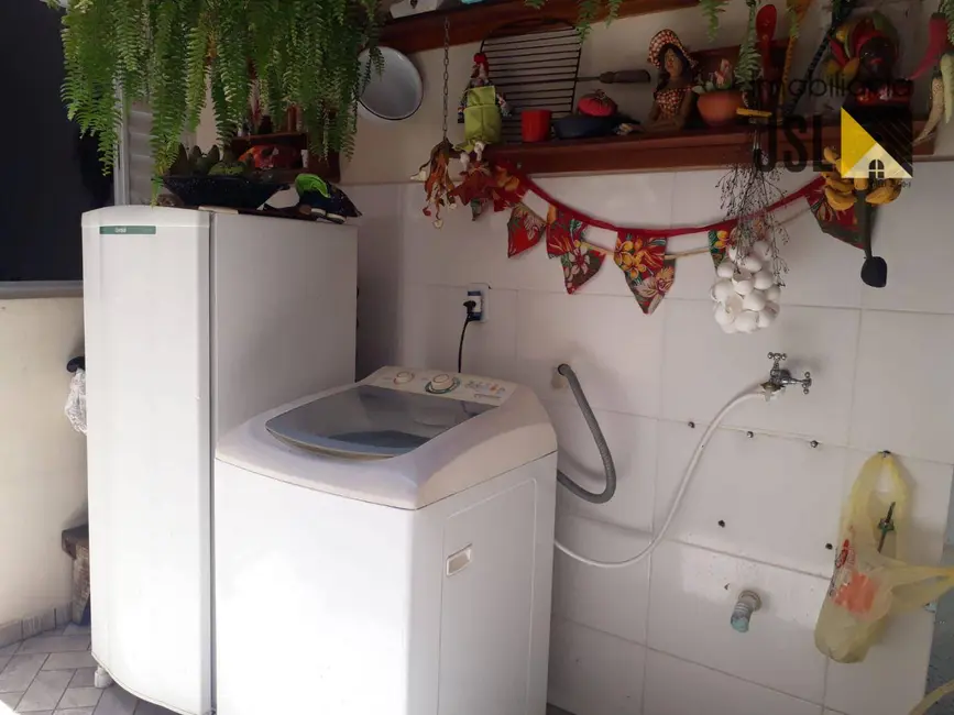 Foto 9 de Casa com 2 quartos à venda, 87m2 em Parque Residencial Santo André, Cacapava - SP