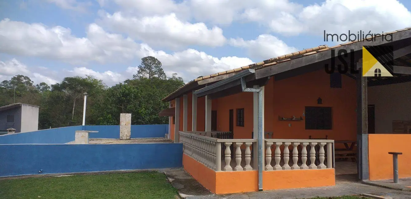 Chácara com 2 quartos à venda, 1600m2 em Portal Mantiqueira, Cacapava - SP - imagem 7 Foto 7 de Chácara com 2 quartos à venda, 1600m2 em Portal Mantiqueira, Cacapava - SP