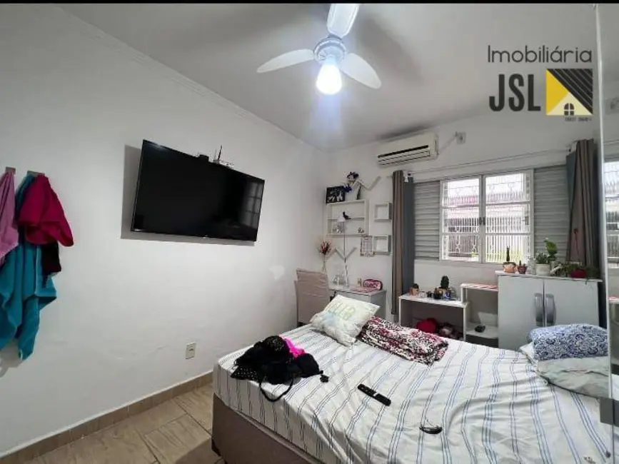 Foto 8 de Casa com 3 quartos à venda, 250m2 em Jardim Campo Grande, Cacapava - SP