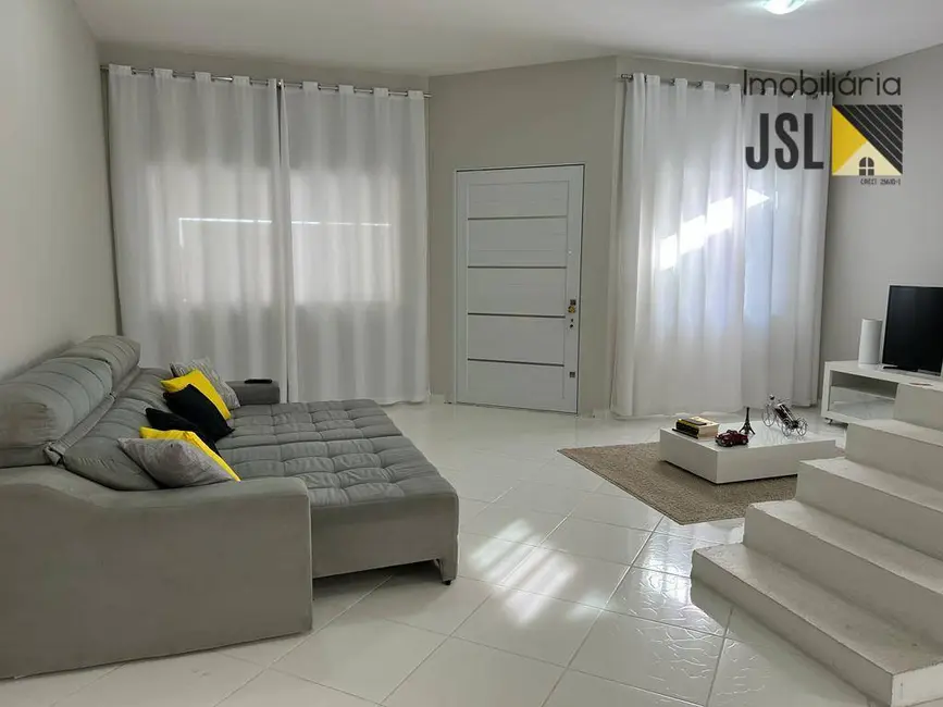Foto 1 de Sobrado com 2 quartos à venda, 180m2 em Loteamento Real Park, Cacapava - SP