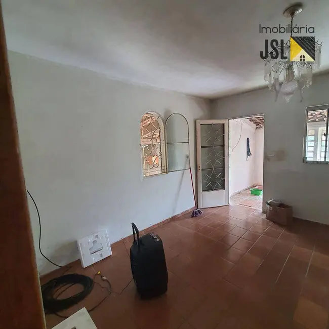 Foto 2 de Casa com 3 quartos à venda, 750m2 em Cacapava - SP