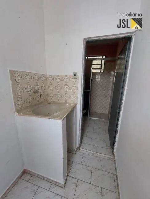Casa com 2 quartos à venda, 295m2 em Jardim Maria Cândida, Cacapava - SP - imagem 8 Foto 8 de Casa com 2 quartos à venda, 295m2 em Jardim Maria Cândida, Cacapava - SP