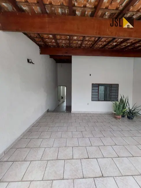 Foto 1 de Casa com 2 quartos à venda, 295m2 em Jardim Maria Cândida, Cacapava - SP