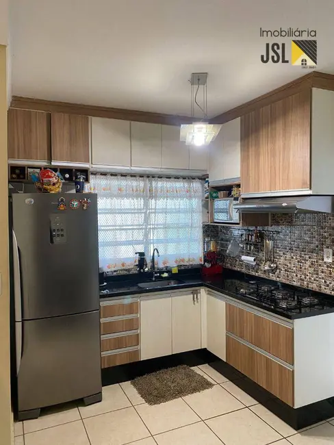 Foto 4 de Casa de Condomínio com 3 quartos à venda, 173m2 em Parque Residencial Alvorada, Cacapava - SP