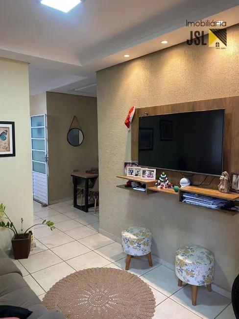 Foto 3 de Casa de Condomínio com 3 quartos à venda, 173m2 em Parque Residencial Alvorada, Cacapava - SP