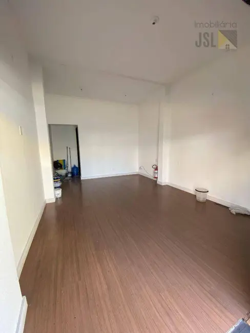 Foto 1 de Loja para alugar, 30m2 em Centro, Cacapava - SP