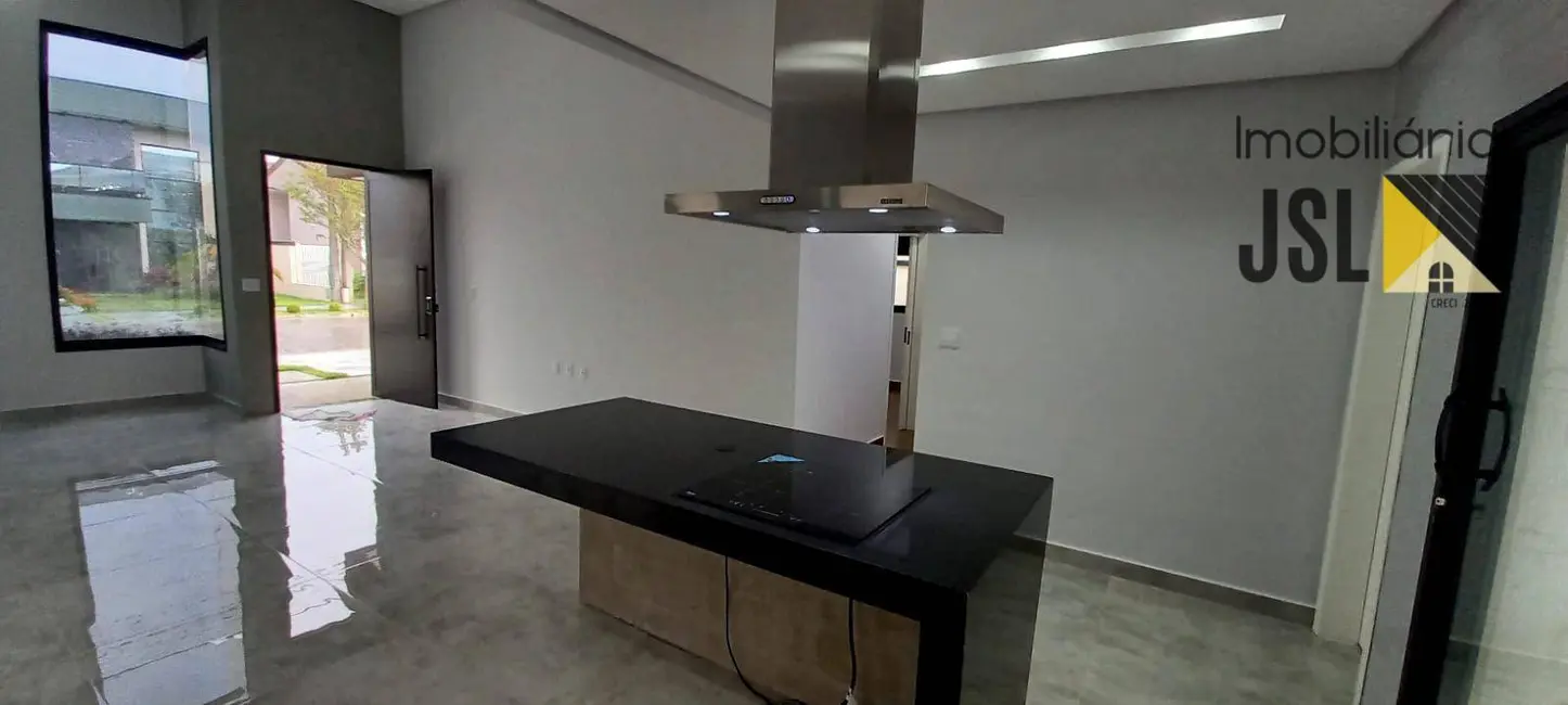Foto 2 de Casa de Condomínio com 3 quartos à venda, 300m2 em Cacapava - SP