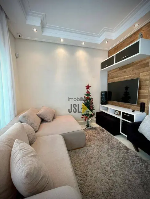 Foto 2 de Casa com 2 quartos à venda, 150m2 em Jardim Amália, Cacapava - SP