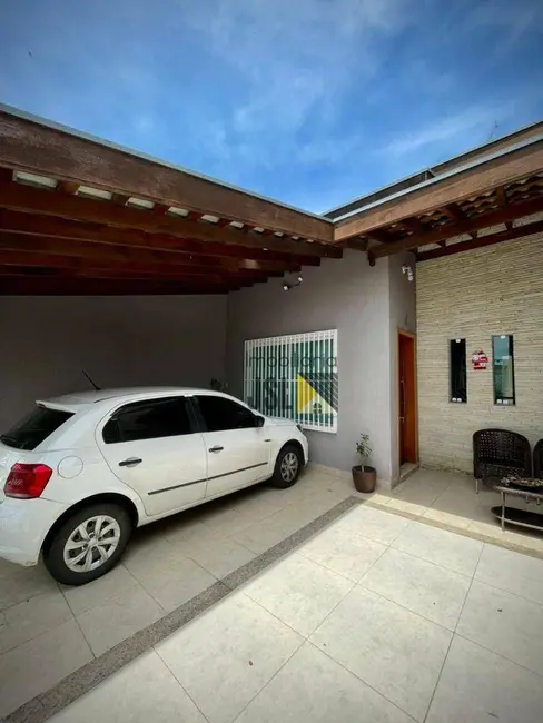 Foto 1 de Casa com 2 quartos à venda, 150m2 em Jardim Amália, Cacapava - SP